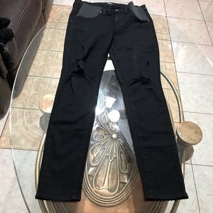 PAIGE maternity 30x30